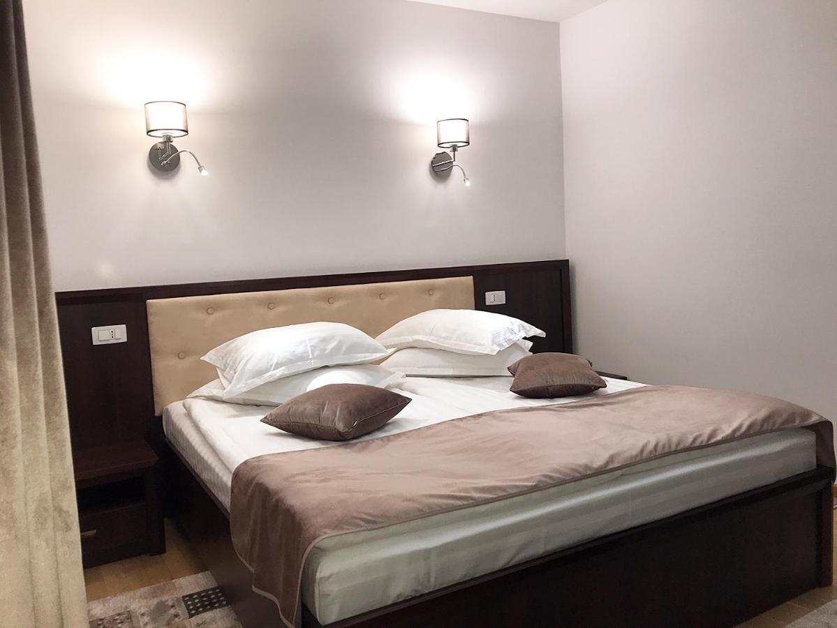Casa Pino Hotel บราชอฟ ภายนอก รูปภาพ