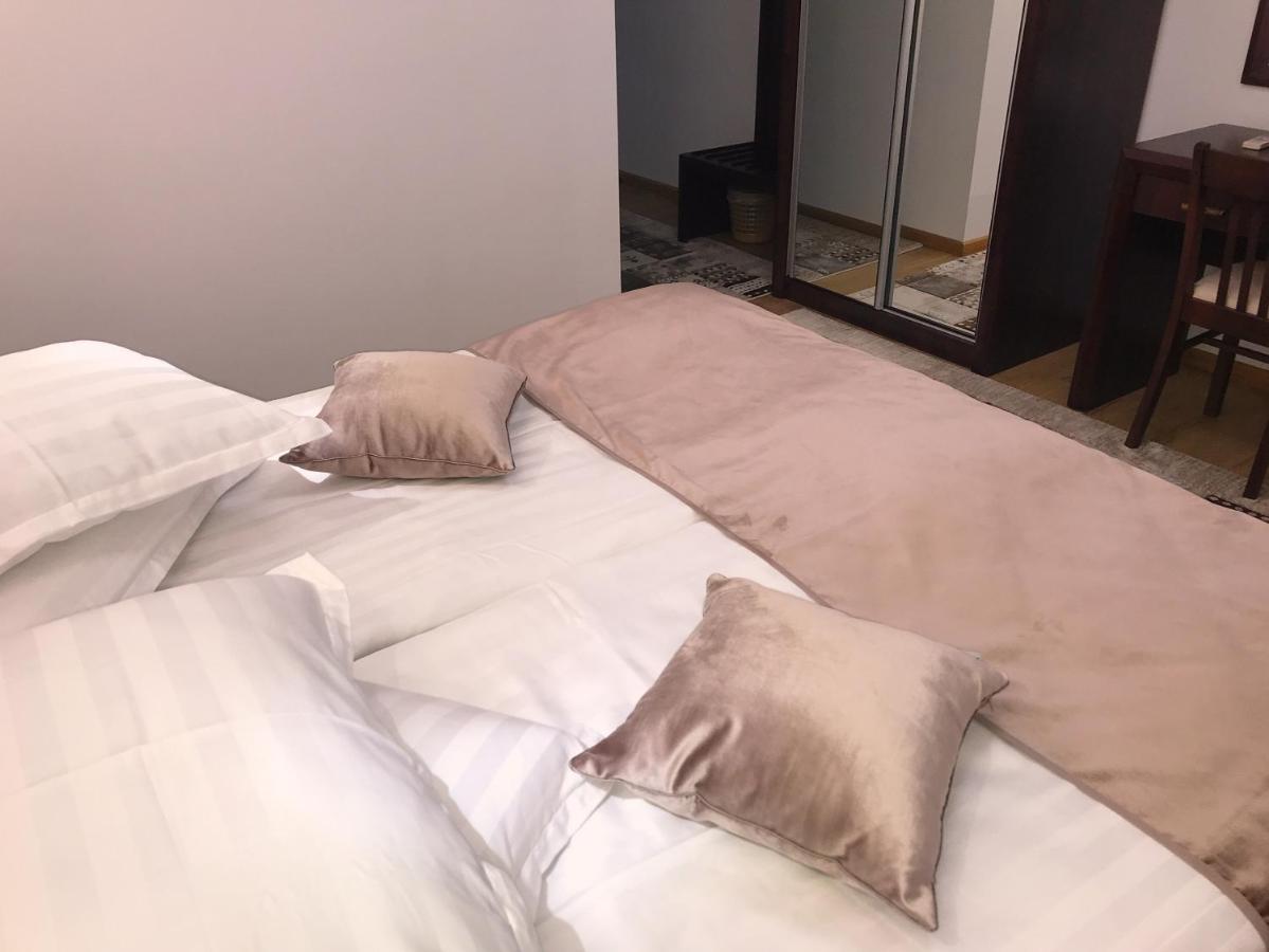 Casa Pino Hotel บราชอฟ ภายนอก รูปภาพ